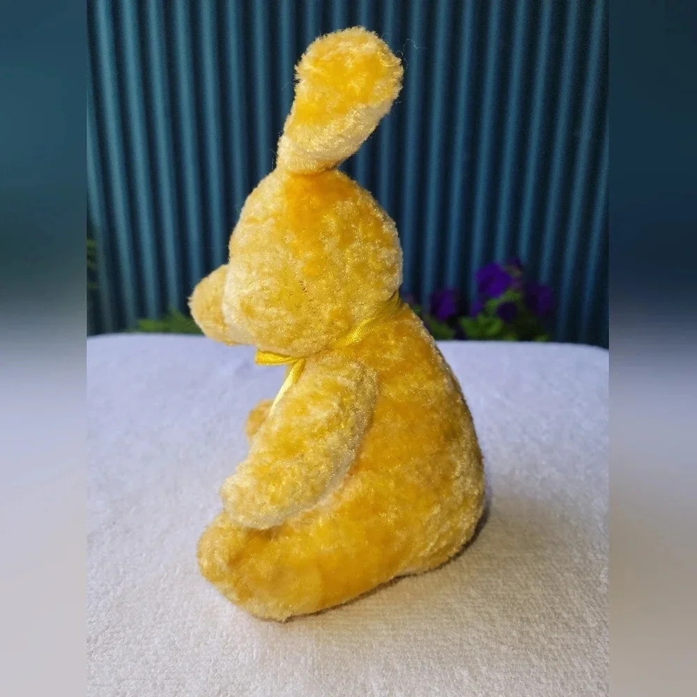 Cuddly Soft  Yellow Rabbit - Picture 3 of 8
